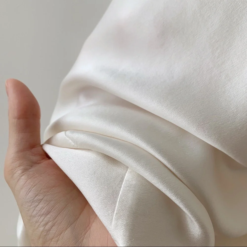 ‼️SOLD‼️ Vintage 100% silk white flowy satin column maxi dress minimal slip - Picture 5 of 9